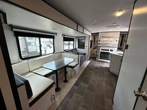 Caravana Usada Heartland Mallard M32 2022, Remolque Utilitario Todoterreno para Acampar - Product Image 6