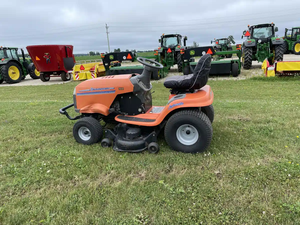 Tractor Cortacésped Husqvarna YTH150 Usado, Económico y Asequible, en Venta, Proveedor de Cortacéspedes para Jardín, Envío Inmediato - Product Image 4