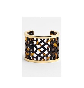 Brazalete de cuerno de buey rústico Diseño tradicional hecho a mano - Product Image 4