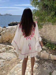 Robe de plage élégante sur mesure pour femmes 2024, longueur genou, 100% coton, couleur unie avec manches brodées pour les vacances et les soirées - Product Image 5