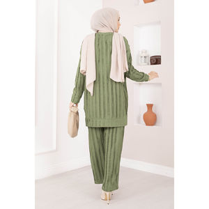 Conjunto Casual de Dos Piezas de Corte Holgado, Color Caqui, Tejido de Algodón, Top Corto y Pantalones Cortos para Primavera, Talla XS, Holgado - Product Image 5