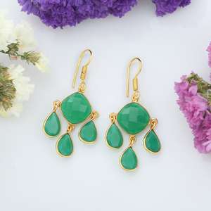 Boucles d'oreilles en argent sterling 925 plaqué or 18 carats avec onyx vert coussin 12 mm pour femmes pour mariages et cadeaux - Product Image 6