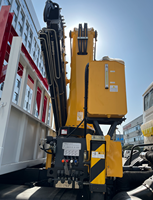 Prix d'usine 4x4 Off Road Grue à flèche pliante 10T montée sur camion avec corps de cargaison durable à vendre