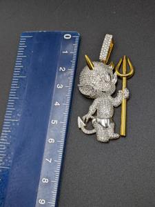 จี้เพชรโมอิสซาไนต์ทรง VVS ดีไซน์เท่ห์แบบฮิปฮอป ชุบทองบนเงินแท้ 925 ลายปีศาจ ประดับเพชรระยิบระยับ แฟชั่นสำหรับผู้ชาย - Product Image 6