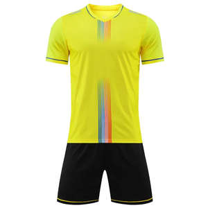 Uniforme de Fútbol de Club, Impresión Personalizada de Nombre y Número, 100% Poliéster, Suministro al por Mayor de Ropa de Fútbol por Sublimación - Product Image 6