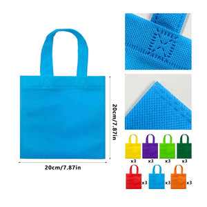 ถุงช้อปปิ้งปิดซิป PU แบบย่อยสลายได้กระเป๋าใส่เสื้อยืดสีเขียวเป็นมิตรต่อสิ่งแวดล้อม - Product Image 3