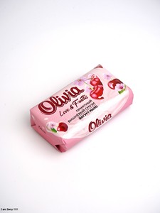 สบู่อาบน้ำกลิ่นหอมเชอร์รี่ผสมกลีเซอรีนสำหรับมือและร่างกาย140กรัม Olivia Love & fruttis - Product Image 3