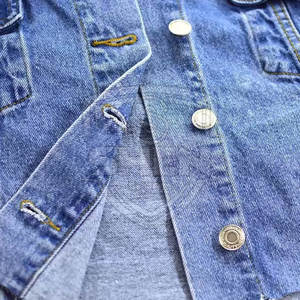 Veste en jean courte pour femmes fabriquée par des professionnels, vente en gros, vêtements décontractés, usage extérieur, veste en jean courte pour femmes - Product Image 5