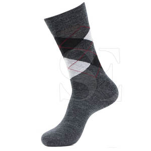 Chaussettes de sport personnalisées avec logo de mode urbaine, unisexes, confortables, colorées, simples, chaussettes de sport à vendre - Product Image 1