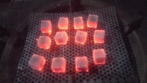 Una experiencia de fumar duradera está garantizada por la excepcional Shisha indonesia que utiliza carbón de cáscara de coco de primer nivel - Product Image 2