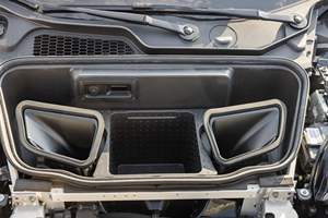 Huracán STO 2022, 5,000 millas, motor V10 de 5.2 litros y 631 hp, color Grigio Telesto, escape de titanio Akrapovic - Product Image 6