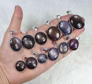 Top Qualité Étoile Rubis Pierre Précieuse Pendentif Étoile Rubis Collier Designer Pendentif Mix Forme et Taille Pendentif Cadeau D'anniversaire pour Femme - Product Image 3