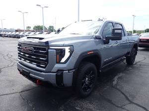 (W&T) PROMO Ventes Véhicule d'occasion 2025 G'M'C SIERRA 2500HD AT4 4DR CREW CAB 4WD SB - Product Image 3