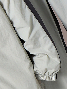 Conjunto Deportivo Casual de Primavera para Hombre, 2 Piezas, Chaqueta y Pantalones, Disponible para Envío Inmediato, Venta al Por Mayor - Product Image 4