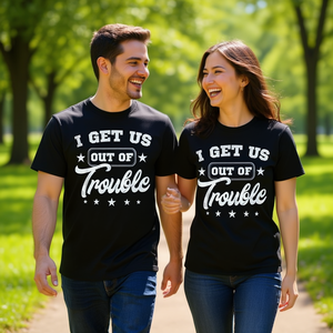 T-shirt per migliori amici con design coordinato 'Per tirarci fuori dai guai' per amici, articolo promozionale - Product Image 3