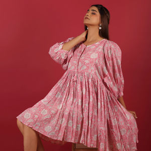 Tendance confortable imprimé naturel personnalisé col en V Maxi robes pour les femmes portant des articles décontractés à manches courtes/manches longues - Product Image 1