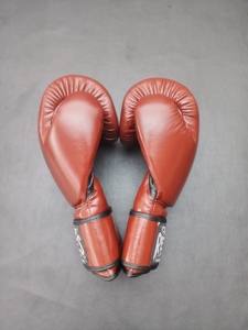 ถุงมือชกมวยแบบปรับแต่งได้สำหรับการฝึกศิลปะการต่อสู้ในวันเกิด/วันครบรอบ ผลิตจากหนังคุณภาพสูง แห้งเร็ว ระบายอากาศได้ดี สวมใส่สบาย - Product Image 6