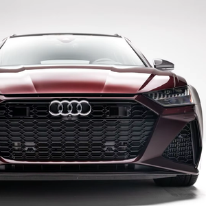 Voiture d'occasion fiable 2023 Audi RS6 Avant Audi Exclusive Cassis Pearl - Product Image 1