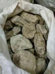 Dammar Stone 100% Ori Export Quality Paint & Batik Dyes Durée de conservation de 5 ans - Product Image 2