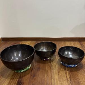 ชามโลหะเสียงทำด้วยมือแบบพรีเมี่ยมสำหรับการทำสมาธิทุกวันธีมจักระสำหรับฝึกการจัดตำแหน่งงานฝีมือโลหะทุกวัน - Product Image 6