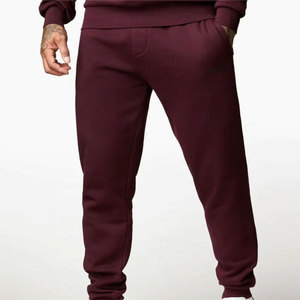 ชุดวอร์มคอกลมสำหรับผู้ชายชุดออกกำลังกายในยิมสีแบบกำหนดเอง - Product Image 4