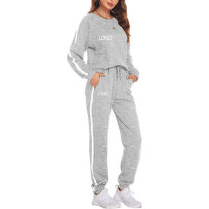 Conjunto de dos piezas con logotipo bordado personalizado, sudadera con capucha y pantalones de chándal de pierna recta - Product Image 4