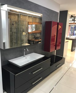 Mueble de Baño de Lujo Moderno, Suspendido en la Pared, con Doble Lavabo, Acabado en Laca de Alto Brillo, Encimera de Mármol, Espejo, Tamaño Personalizado, Turquía - Product Image 2