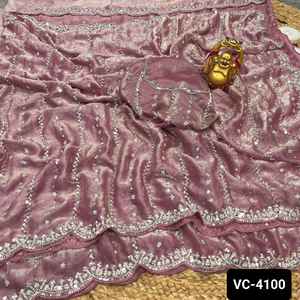 Mariage indien et vêtements de fête Collections de soie pure espace doux avec broderie lourde et travail de séquence Blouse Saree à bas prix - Product Image 2