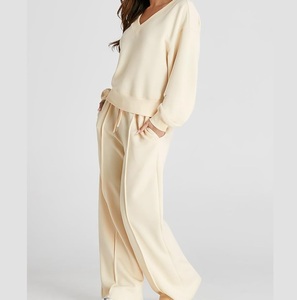 Ensemble de survêtement 2 pièces pour femme en polyester/rayonne respirant de haute qualité, personnalisé, avec épaules tombantes, tenue décontractée - Product Image 5