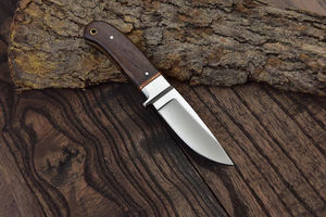 Couteau de chasse et de camping artisanal en acier inoxydable, lame pleine longueur, manche en bois, étui en cuir, OEM - Product Image 3