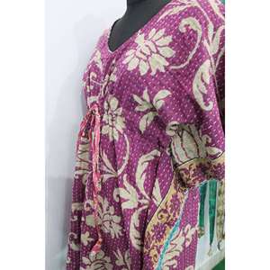 Tunique, caftan, kimono, ou cache-maillot de bain vintage bohème hippie Kantha pour femme - Product Image 6