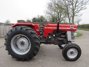 Tractor agrícola Massey Ferguson usado 4x4 90HP con caja de cambios y bomba-El mejor precio cerca de mí - Product Image 2