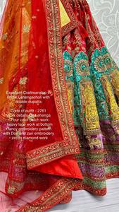 ชุดเจ้าสาวที่สวยงาม lehenga choli กับคู่ dupatta - Product Image 3
