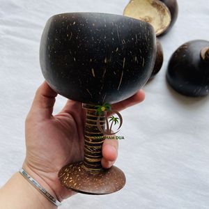 Copa de vino de concha de coco con logotipo personalizable para helados y bebidas suministradas directamente desde Vietnam - Product Image 3