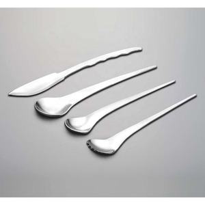 Ensemble de couverts en acier inoxydable avec couverts de haute qualité au design royal et moderne unique pour l'école - Product Image 1