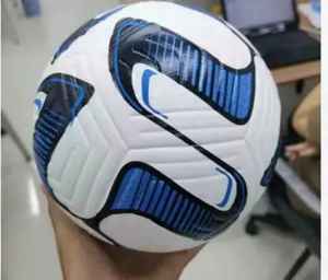 High Quality Durable Eco-Friendly Footballs for Indoor/Outdoor Use-Customizable Color & Logo - Product Image 4