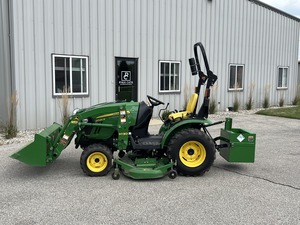 Los mejores proveedores para John Deer 25hp 2025R Tractor agrícola usado Cubierta de cortacésped con cabezal de carga frontal ImplementsWorldwide Delivery - Product Image 2