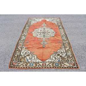 Tapis turc vintage 4,8x8,3 pi (147x254 cm), tapis en laine rouge à motifs floraux - Product Image 1