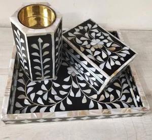 Ensemble de brûleurs d'encens en nacre faits à la main-Plateau incrusté et support avec accents en laiton - Product Image 1