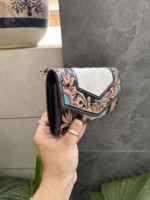 Dompet Kulit Sapi Barat dengan Ukiran Tangan, Multifungsi, Kulit Berbulu, Desainer Baru, Clutch Bergaya untuk Wanita