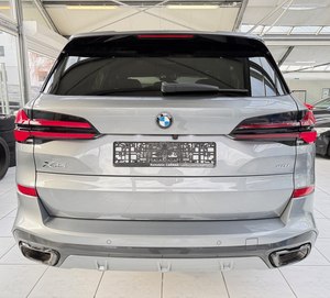 BMW X5 M 2024 Usado en Excelentes Condiciones - Product Image 4