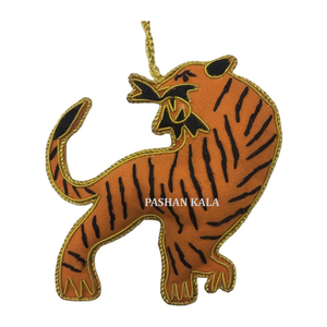 Hecho EN LA India, uso de alta venta, acabado de árbol colgante, adornos navideños, diseño de alta calidad con bordado Zari, decoración del hogar - Product Image 1