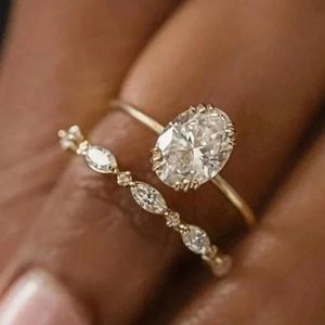 Anillo de Compromiso con Diamante Cultivado en Laboratorio de Corte Ovalado con Estilo Elegante en Oro Rosa para Mujer - Product Image 4
