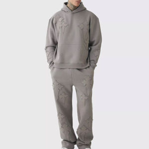 ชุดวอร์มทรงบานแบบสั่งทำพิเศษสำหรับคนไซส์ใหญ่ ผลิตในปากีสถาน จำนวนสั่งซื้อขั้นต่ำน้อย ระบายอากาศได้ดี สวมใส่สบาย - Product Image 1