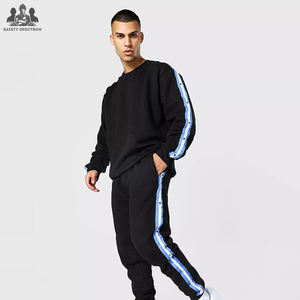 Conjunto Deportivo Informal de Invierno para Hombre, Color Sólido |   Conjunto Deportivo para Calentamiento |   Producción en Masa de Ropa Deportiva Moderna - Product Image 1