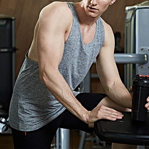 Chaleco de fitness para hombre, ropa de gimnasio, camiseta sin mangas, elástico, transpirable y de secado rápido, 100% de algodón sin mangas - Product Image 2