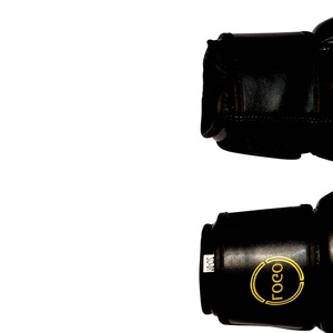 Guantes de boxeo deportivos profesionales para hombres Color negro puro logotipo personalizado guantes de boxeo especiales para entrenamiento guantes de kick boxing - Product Image 5