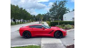 Gran Oferta 2024: Stingray 1LT Coupé Automático Inteligente, Vehículos Usados Premium en Oferta de Temporada - Product Image 5