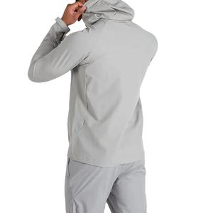 2025 Veste de travail Softshell grise pour hommes avec logo personnalisé Style Over-the-Street avec col montant pour l'approvisionnement ODM d'hiver - Product Image 1