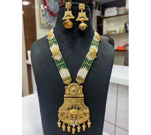 Conjunto de Collar y Aretes de Perlas Chapadas en Oro de Alta Calidad, Estilo Tradicional, para Bodas, Colección para Mujer - Product Image 1